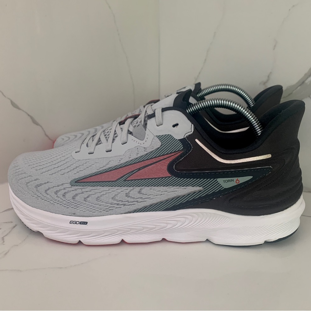 Altra Torin 6 New Mens Size 9.5 Running Shoes Grey Red Hiking 500601 ALOA7R6T264
